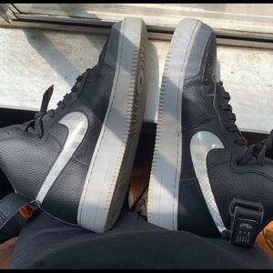 Nike Air Force 1s black used mid condition